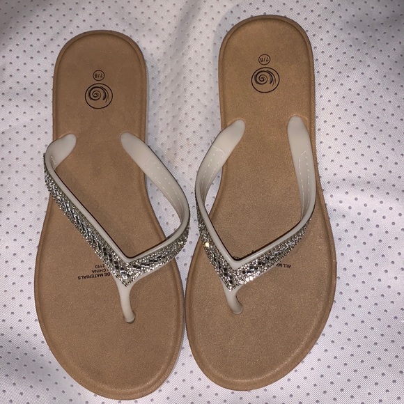 Sparkly white thong sandals size 7/8 - Picture 4 of 11